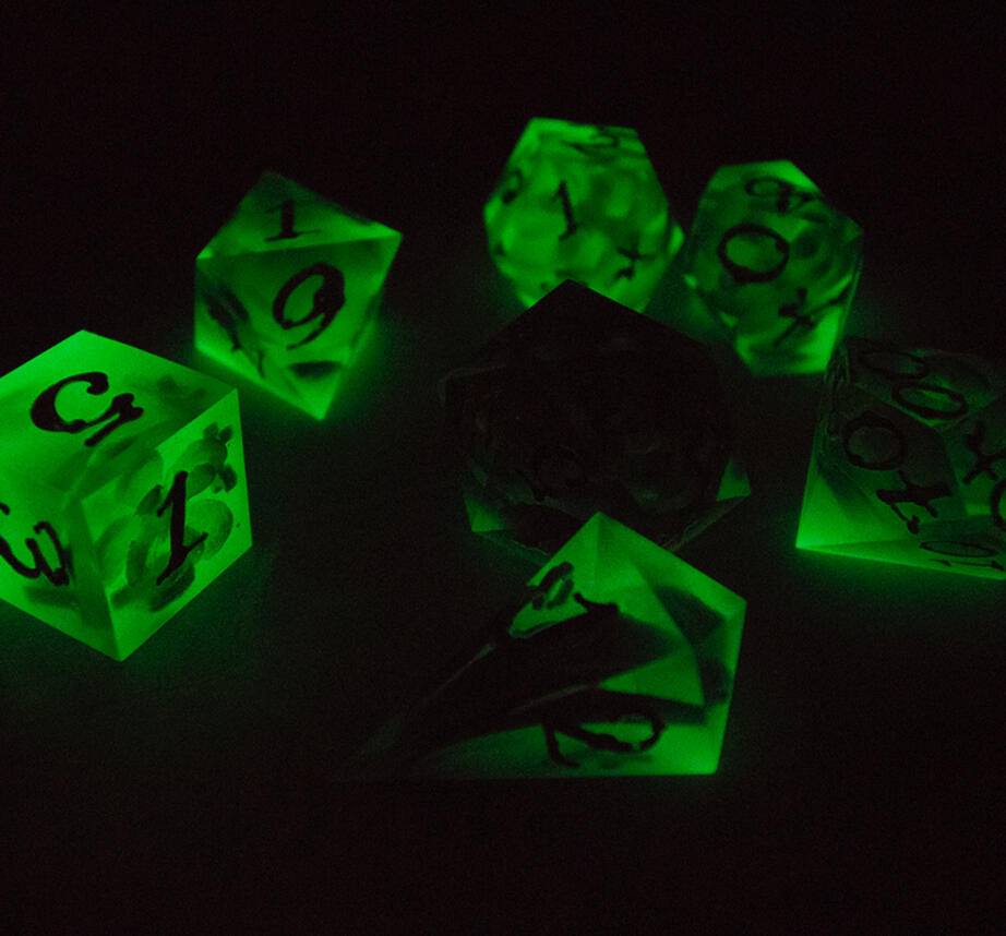 Gilded Garden Dice Set [Glowing]